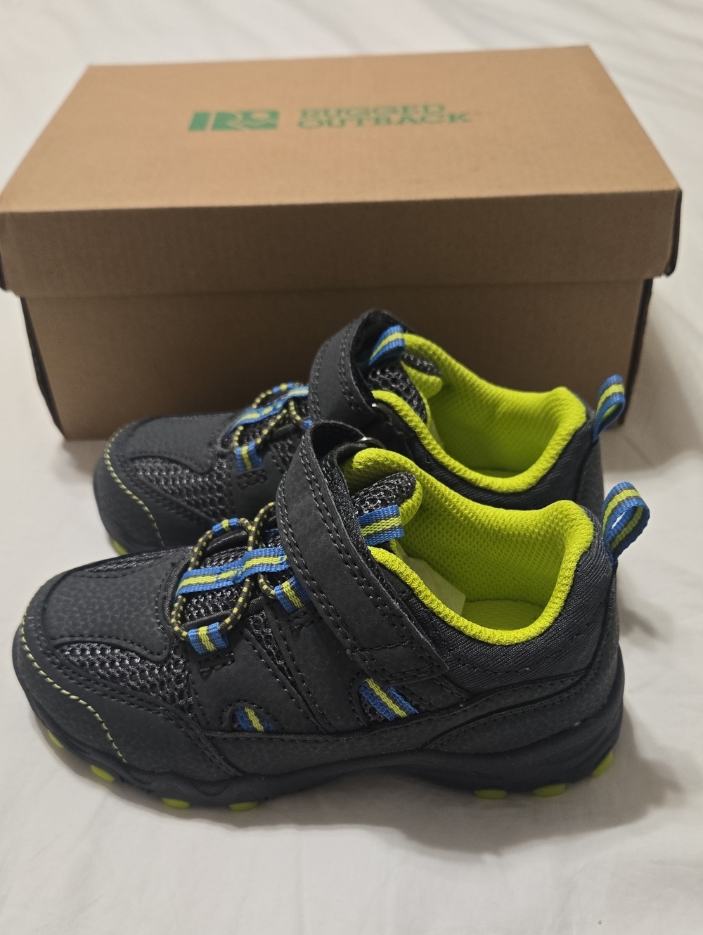 Rugged Outback Dark Gray Sneakers with Lime and Blue Accents
